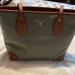 NWT. Never used.  Spring cleaning .